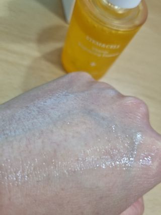 체르엠 스템앤셀 비타민 브라이트닝 에센스 30ml 1개 — 5점을 준 리뷰어가 2022년 3월 올린 사용 사진
