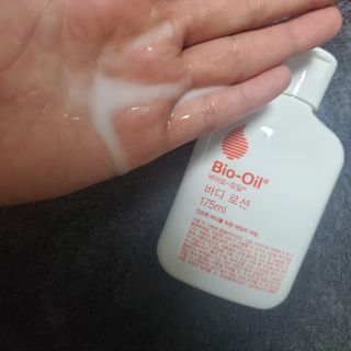 바이오오일 [바이오-오일] 바디 로션 175ml — 5점을 준 리뷰어가 2021년 10월 올린 사용 사진
