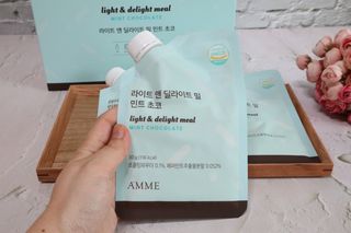 아므_이너뷰티 라이트 앤 딜라이트 밀 민트 초코 — 5점을 준 리뷰어가 2021년 7월 올린 사용 사진