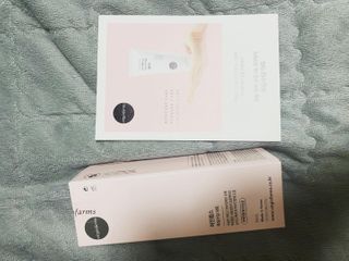 냉장고에 넣어요, 붉은 트러블 피부 다음날 진정되요 [버진팜스 푸딩수딩아토] — 4점을 준 리뷰어가 2021년 1월 올린 사용 사진