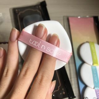 [툴앤썸] 메이크업 브러시로 바르고 호빵 스펀지로 클렌징하는 A-Z 뷰티툴 5종 — 5점을 준 리뷰어가 2021년 1월 올린 사용 사진
