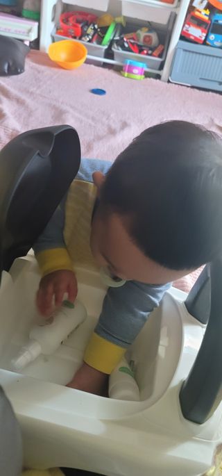 mom e 맘이 내추럴 베이비 케어 크림+바디오일 — 5점을 준 리뷰어가 2021년 1월 올린 사용 사진