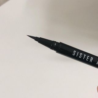 씨스터앤 퍼펙트 엣지 브러쉬 펜 라이너 2종 택 1 — 5점을 준 리뷰어가 2022년 1월 올린 사용 사진
