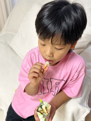 2024 오리온 여름한정판 초코파이 수박 / 후레쉬베리 멜론 / 멜론송이 — 5점을 준 리뷰어가 2024년 8월 올린 사용 사진