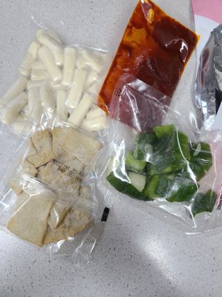 응큼떡볶이 — 5점을 준 리뷰어가 2021년 3월 올린 사용 사진