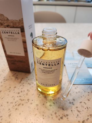 [스킨1004] 마다가스카르 센텔라 앰플 100ml — 5점을 준 리뷰어가 2024년 5월 올린 사용 사진