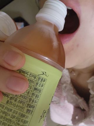 소담스퀘어 상암 제로카페인x제로칼로리 제주 유기농 유이크 구아바잎차 500ml x 6개입 (1박스) — 5점을 준 리뷰어가 2022년 11월 올린 사용 사진