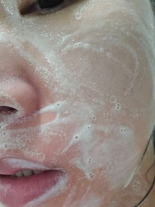 스킨1004 [SKIN1004] 마다가스카르 센텔라 앰플 폼 125ml — 5점을 준 리뷰어가 2024년 8월 올린 사용 사진
