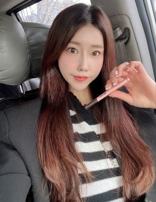 [MONDRAW] 몬드로우 붓펜 아이라이너 — 5점을 준 리뷰어가 2022년 4월 올린 사용 사진
