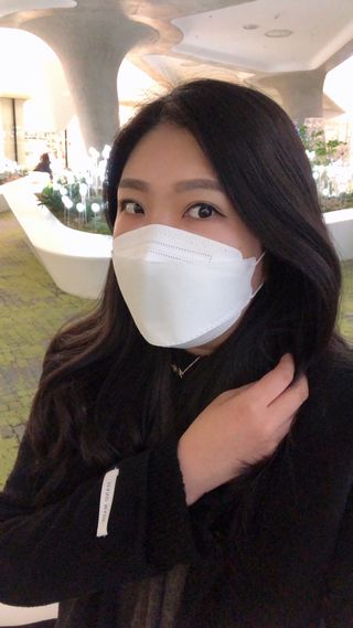 [심폐소생소] KF94 오늘의 마스크 대형 — 5점을 준 리뷰어가 2021년 12월 올린 사용 사진