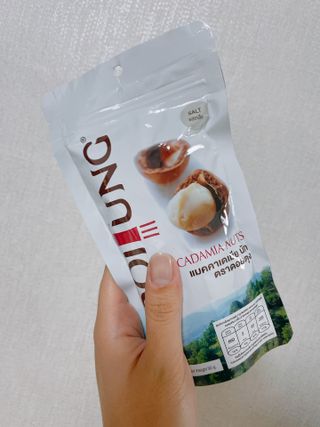 도이퉁 마카다미아 넛 90g  로얄 마카넛 오리지널 쏠트 허니 — 4점을 준 리뷰어가 2021년 9월 올린 사용 사진