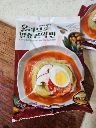 클린24시간 올리브발효곤약면 시원김치면 1세트-(3봉) — 5점을 준 리뷰어가 2024년 2월 올린 사용 사진