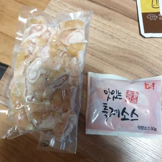 백석푸드시스템 [매진] 맛있는 훈제막창 200g 소스 50g — 5점을 준 리뷰어가 2021년 5월 올린 사용 사진