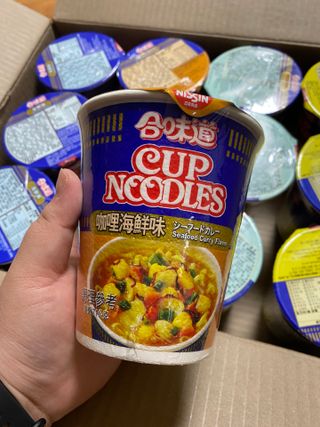 NISSIN 닛신 컵누들  4종 - 씨푸드오리지날, 씨푸드 스파이시, 씨푸드 커리, 씨푸드 XO소스 — 3.5점을 준 리뷰어가 2022년 5월 올린 사용 사진