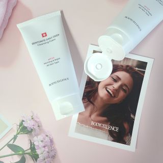 바디셀런스 벤토나이트 데일리 약산성 딥클렌징폼 120ml — 5점을 준 리뷰어가 2022년 1월 올린 사용 사진