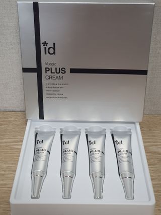 아이디플라코스메틱 아이디 브이로직 플러스 크림 15ml X 4EA — 5점을 준 리뷰어가 2022년 5월 올린 사용 사진