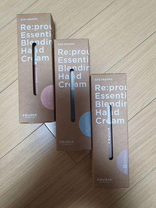 [후르디아] 끈적임 없는 착한성분 비건  핸드크림 3종 — 4.5점을 준 리뷰어가 2021년 1월 올린 사용 사진