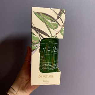 올리브 오일 스킨케어 컴퍼니 [OOSC] 향기로운 보습 로즈 제라늄 바디워시 500ml — 5점을 준 리뷰어가 2021년 5월 올린 사용 사진