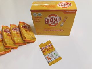 [광동제약] 비타500데일리스틱70포&굿즈3종 — 5점을 준 리뷰어가 2021년 10월 올린 사용 사진