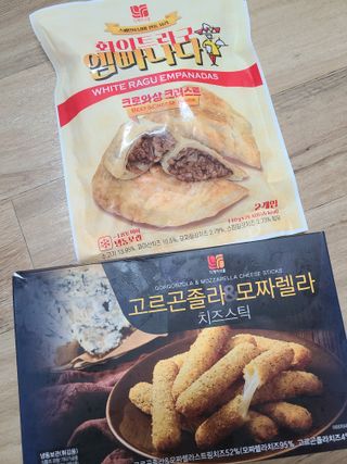 디케이식품(주) 고르곤졸라&모짜렐라 치즈스틱 400g — 5점을 준 리뷰어가 2023년 3월 올린 사용 사진