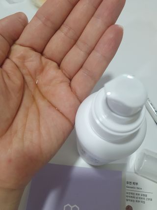 AYU25[아유트웬티파이브] 피부건강에 꼭 필요한 pH 약산성 와일드 로즈토너 — 5점을 준 리뷰어가 2021년 4월 올린 사용 사진