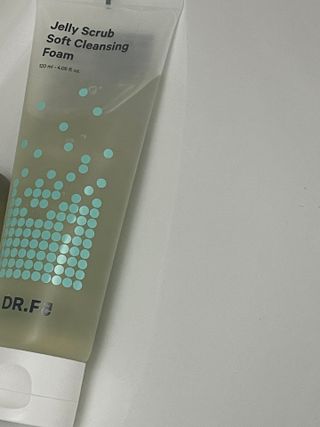 닥터에프파이브 젤리스크럽 소프트 클렌징폼 120ml — 5점을 준 리뷰어가 2022년 7월 올린 사용 사진