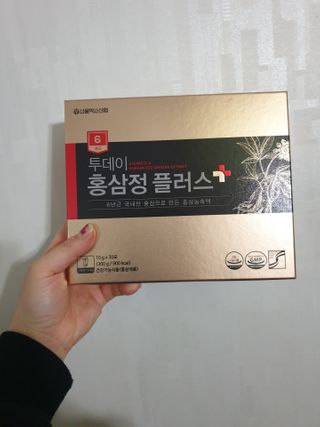 서울약사신협_투데이홍삼정플러스스틱_10g x 30포 — 5점을 준 리뷰어가 2021년 3월 올린 사용 사진