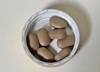 닥터피엔티 [Dr.PNT] 하루 2알로 건강한 다이어트! 한겨울에도 체지방만 쏙~ 슬림핏 다이어트 — 4점을 준 리뷰어가 2023년 3월 올린 사용 사진