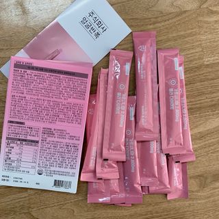 주식회사 얼굴반쪽 [얼굴반쪽 가르시니아 2,800mg] x 14포 1주 젤리 다이어트 보조제 체지방감소 — 5점을 준 리뷰어가 2021년 10월 올린 사용 사진