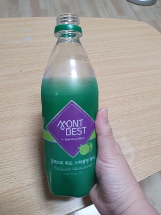 몽베스트 Montbest with Sparkling water Lime20병 — 5점을 준 리뷰어가 2021년 10월 올린 사용 사진