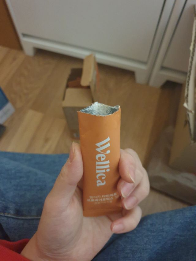 웰리카 다이어트 프로바이오틱스 10포 리뷰 사진