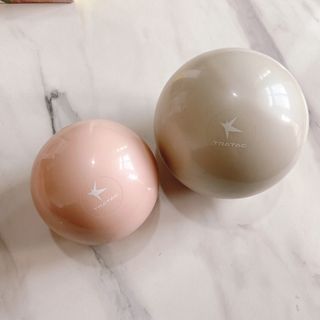 트라택 쿠셔닝 웨이트볼 0.5kg + 1kg SET — 5점을 준 리뷰어가 2022년 5월 올린 사용 사진