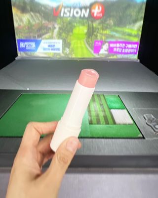 트윙클라 안티링클 샤이닝 멀티밤 — 5점을 준 리뷰어가 2022년 6월 올린 사용 사진