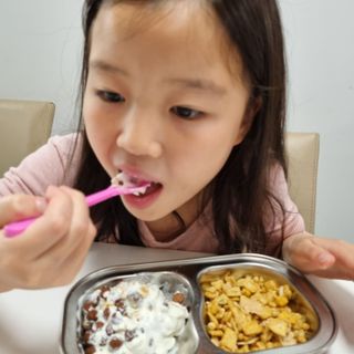 오!그래놀라팝 현미아몬드 — 5점을 준 리뷰어가 2022년 4월 올린 사용 사진