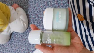 김정문알로에 큐어 큐어 알로에 리프레쉬 젤리 세럼, 큐어 알로에 하이드로 젤리 크림 — 5점을 준 리뷰어가 2021년 3월 올린 사용 사진
