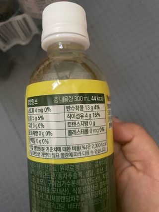 더그레잇티 콤부차 [매일유업] 더그레잇티 44kcal 콤부차 300ml *12개입 (오리지널 6개+베리리치 6개) — 5점을 준 리뷰어가 2023년 7월 올린 사용 사진