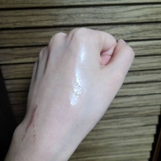 브에노 파리퀸 윌 페이스 오일 — 5점을 준 리뷰어가 2021년 6월 올린 사용 사진