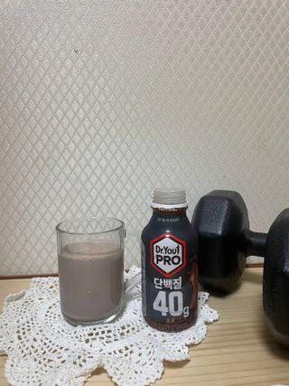 닥터유 프로 단백질 드링크 40g 초코 닥터유 프로 단백질드링크 40g 초코 — 5점을 준 리뷰어가 2024년 8월 올린 사용 사진
