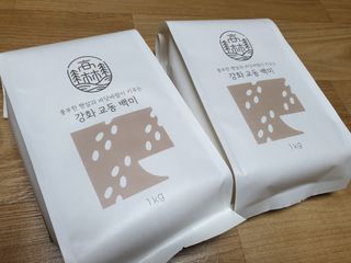 고림상점 풍부한 햇살과 바닷바람이 키우는 강화 교동 백미 1kgx2개 — 5점을 준 리뷰어가 2021년 12월 올린 사용 사진