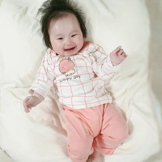 유비맘 궁디팡팡 내의/내복 상하세트 — 5점을 준 리뷰어가 2021년 2월 올린 사용 사진
