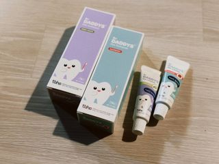 닥터데디스 안심저불소 키즈치약 (라즈베리, 청포도향 중 택 1) 60g +  여행용 미니 치약 15g — 5점을 준 리뷰어가 2022년 11월 올린 사용 사진