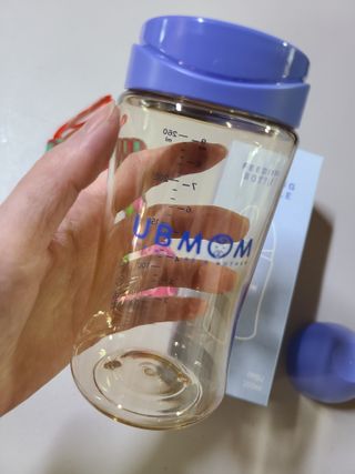 유비맘 PPSU 젖병 노꼭지_260ml_컬러 랜덤 발송 — 4점을 준 리뷰어가 2020년 12월 올린 사용 사진