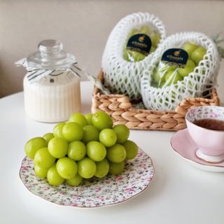 프리미엄 수출용 엘로아시스 샤인머스켓 특등품 1.5kg 2송이 — 5점을 준 리뷰어가 2021년 12월 올린 사용 사진