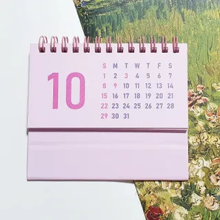 리훈 2024년달력 언더모니터 미니 탁상달력 — 5점을 준 리뷰어가 2023년 10월 올린 사용 사진