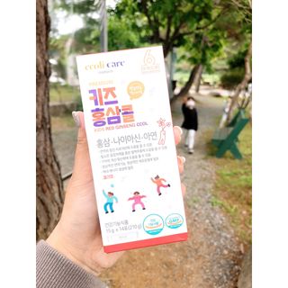 베거스코리아 [콜리케어] 키즈 홍삼콜리 딸기맛 14포 — 5점을 준 리뷰어가 2021년 5월 올린 사용 사진