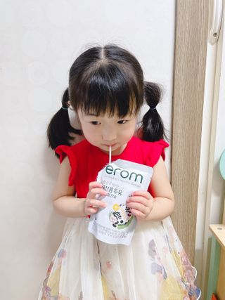 이롬 황성주 박사의 국산콩 두유 검은콩과 17곡 프리미엄 — 5점을 준 리뷰어가 2021년 5월 올린 사용 사진