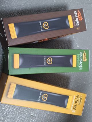 짜먹는 이지견과 짜먹는 이지아몬드, 짜먹는 이지허니피넛, 짜먹는 이지캐슈넛 각 10g X  10포 — 4.5점을 준 리뷰어가 2021년 2월 올린 사용 사진