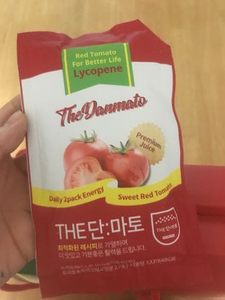 제이제이바이오 더단마토 프리미엄주스 100ml 30팩입 - 무설탕 스테비아 토마토즙 — 5점을 준 리뷰어가 2021년 12월 올린 사용 사진