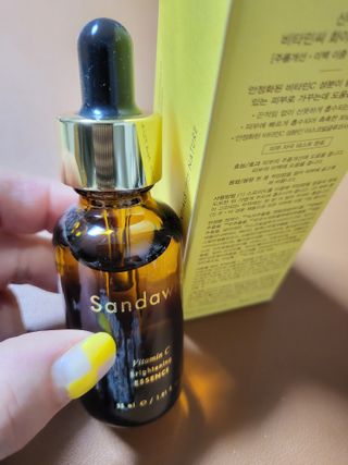 스킨큐어 산다화 비타민c 화이트닝 에센스 30ml — 5점을 준 리뷰어가 2023년 7월 올린 사용 사진