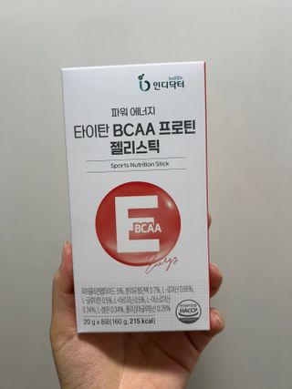 [인디닥터] 타이탄 BCAA 프로틴 젤리스틱 — 4점을 준 리뷰어가 2022년 6월 올린 사용 사진